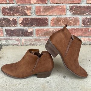 American Eagle Brown Booties